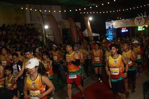 BIB: 003, 1604, 1669
                            <button type="button" onclick="openModal(9884642)" class="btn btn-primary btn-sm float-right btn-popup" data-toggle="modal" data-target=".modal-high-quality">
                        <i class="fas fa-shopping-cart"></i> Add to Cart
                    </button>
                                            <button type="button" onclick="isThisMe(9884642, true)" class="btn btn-success btn-sm float-right btn-popup btn-isme hidden" data-toggle="tooltip" data-placement="bottom" title="นี่คือรูปของคุณใช่ไหม คลิกที่นี่เพื่อเอาเข้าอัลบั้ม">
                        <i class="fas fa-plus"></i> Add to album
                    </button>
                    <button type="button" onclick="isThisMe(9884642, false)" class="btn btn-warning btn-sm float-right btn-popup btn-isnotme hidden">
                        <i class="fas fa-ban"></i> Remove from album
                    </button>